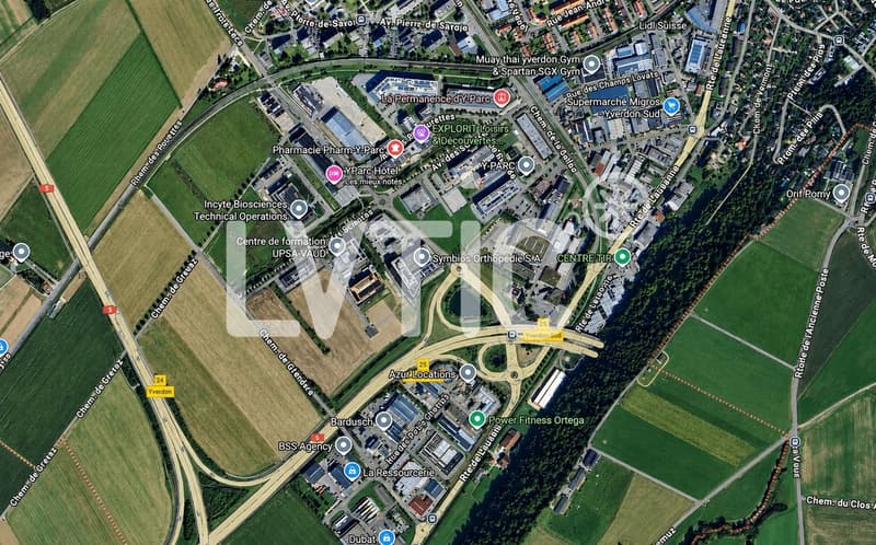 Bâtiment industriel sur une parcelle de 17'000 m2 à vendre à Yverdon (11)