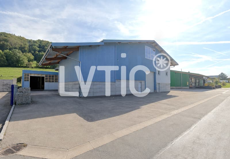 EXCLUSIVITÉ - Halle industrielle de 1500 m2 à louer à Moudon (1)