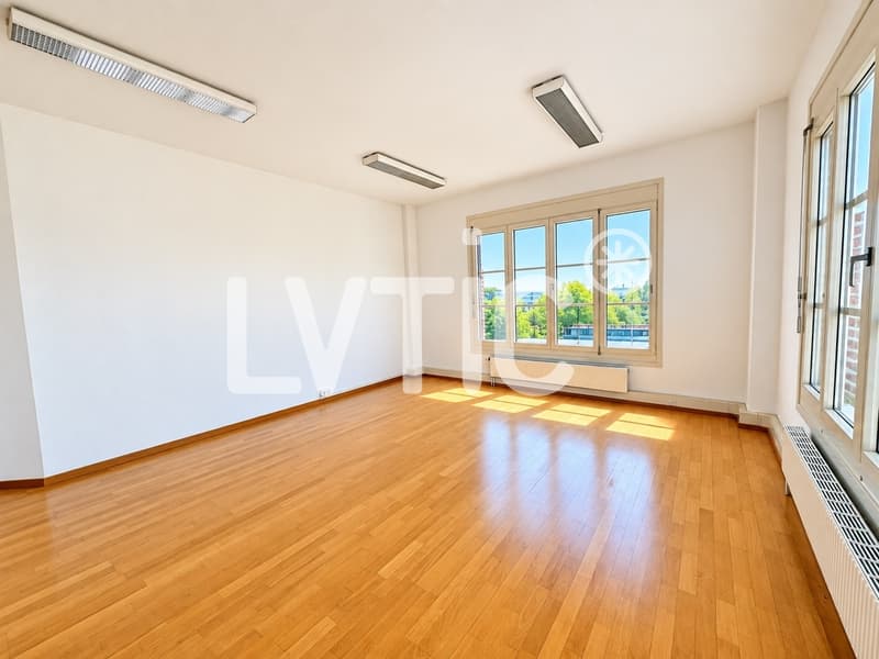 Bureaux de 180 m2 à louer au Mont-sur-Lausanne (7)