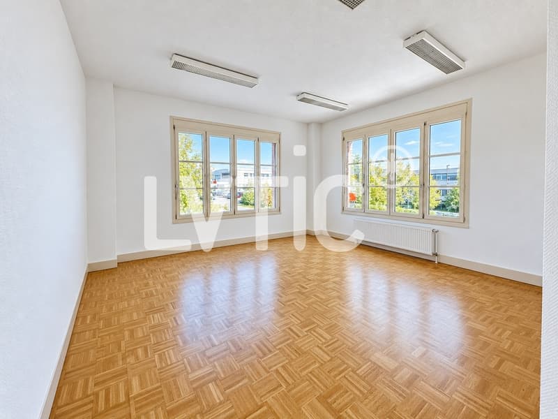 Bureaux de 180 m2 à louer au Mont-sur-Lausanne (2)