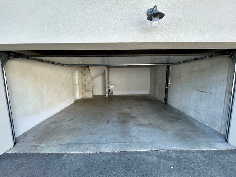 Magnifique villa de 5.5 pièces avec garages à Vallorbe (24)