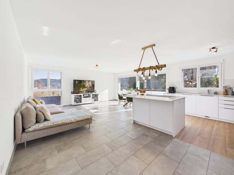 Spacieux appartement de 4.5 pièces avec balcon – Construction récente (2019) à Ballaigues (4)