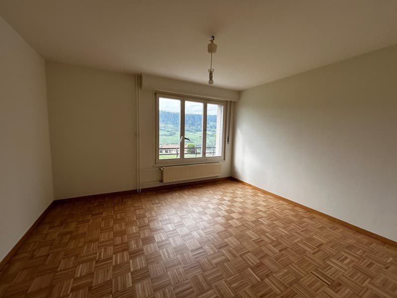 Appartement 4.5 pièces avec balcon à Ballaigues au 2ème étage (6)