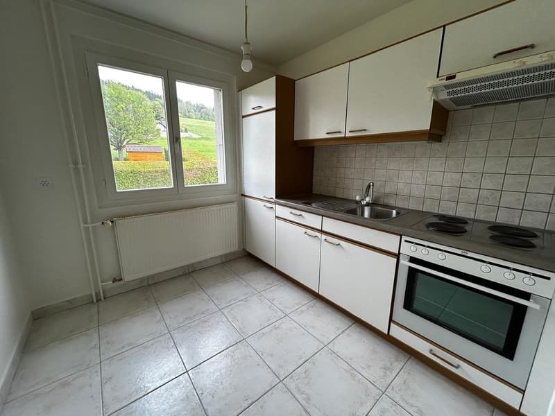 Appartement 4.5 pièces avec balcon à Ballaigues au 2ème étage (3)