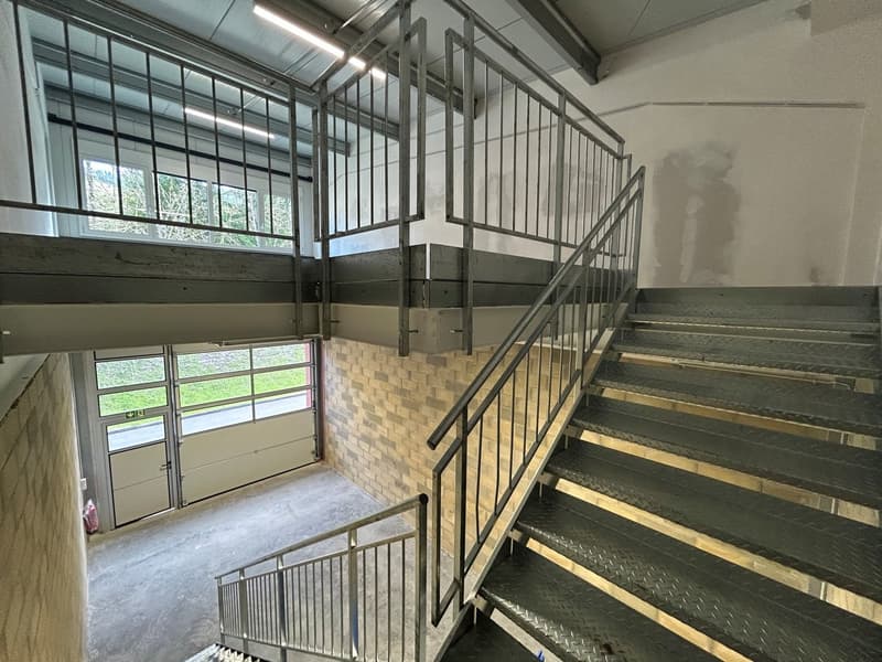 Espace industriel moderne de 2 étages à Vallorbe (5)