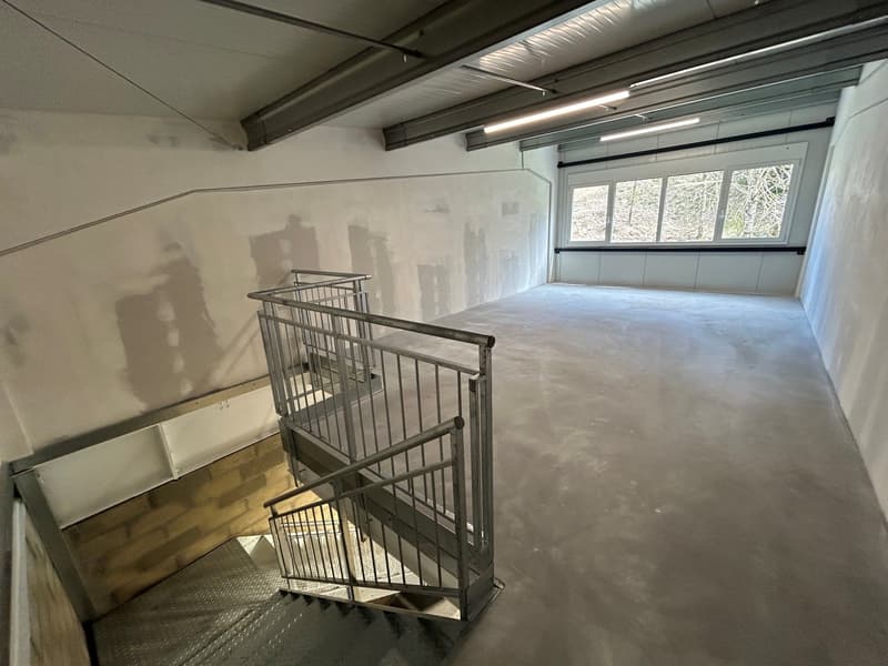 Espace industriel moderne de 2 étages à Vallorbe (7)