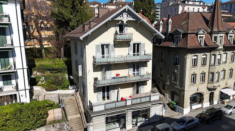 Immeuble locatif de 4 appartements et une surface commerciale à Lausanne. (1)