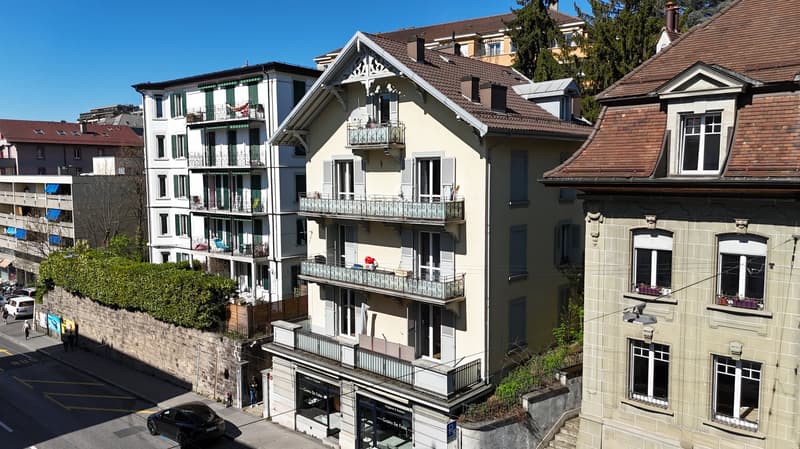 Immeuble locatif de 4 appartements et une surface commerciale à Lausanne. (8)