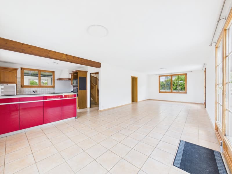 Charmante maison individuelle de 5 pièces à Vallorbe (4)