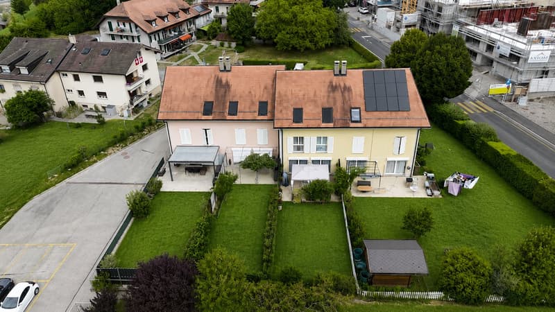 Villa familiale de 6.5 pièces avec jardin et deux terrasses à Echallens (1)