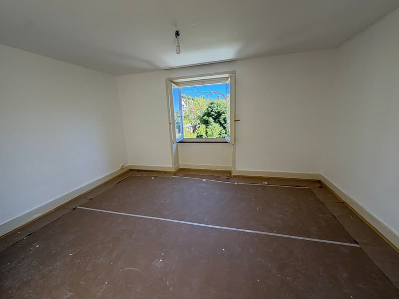 Charmant appartement de 3 pièces avec balcon à Vallorbe (10)