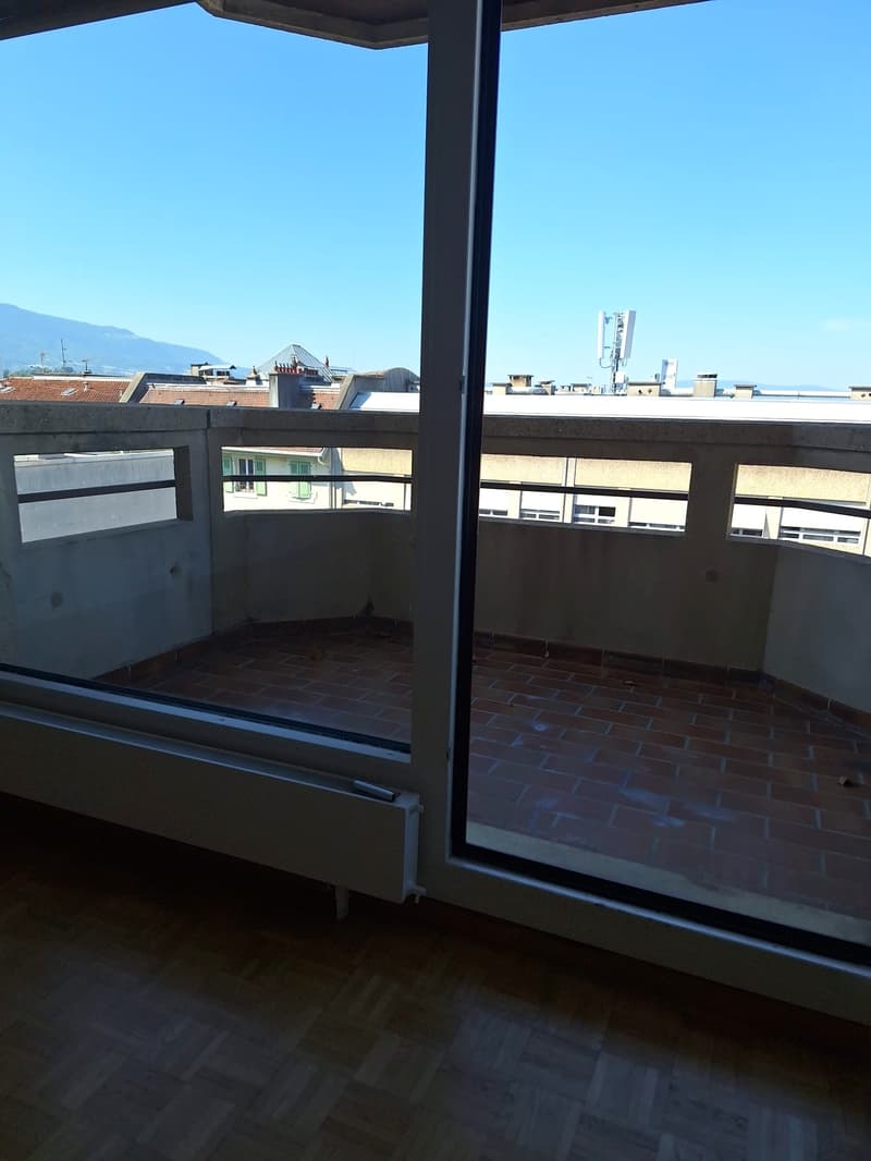 Appartement de 4 pièces avec balcon à Plainpalais (11)