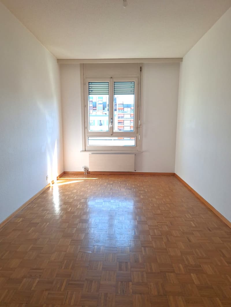 Appartement de 4 pièces avec balcon à Plainpalais (6)
