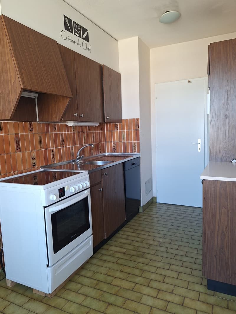 Appartement de 4 pièces avec balcon à Plainpalais (5)