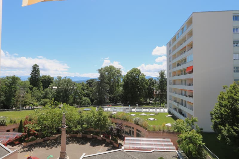 Appartement de 6,5 pièces avec 2 loggias à Versoix (1)