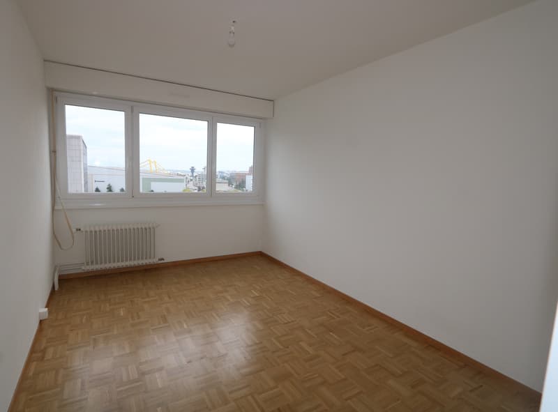 Appartement traversant de 5 pièces avec Loggia (8)