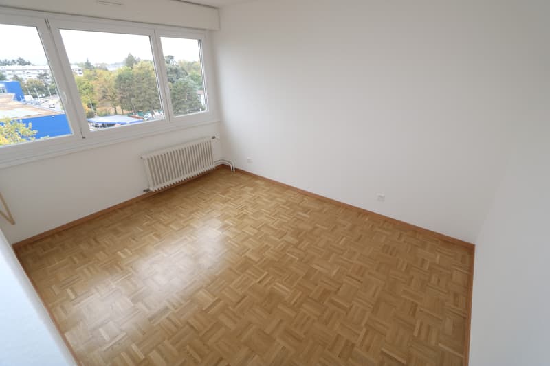 Appartement traversant de 5 pièces avec Loggia (3)
