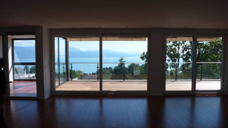 SPLENDIDE APPARTEMENT DE 4 PIECES AVEC VUE PANORAMIQUE A LUTRY (10)