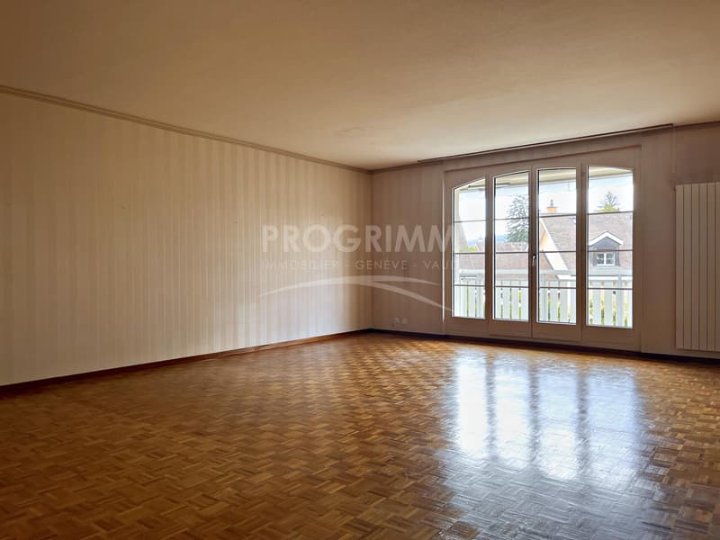 Nouveau - A rénover - Appartement de 5 pièces/145m2 avec grand balcon 8m2 - Cave + parking en sous-sol (2)