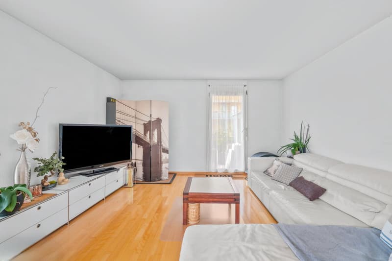 Vivez l'exception à la Tourde Peilz un lumineux appartement dans