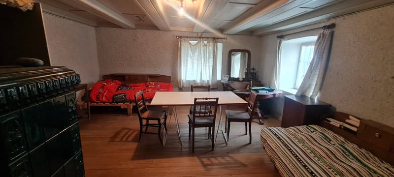 Maison de village à rénover (5)