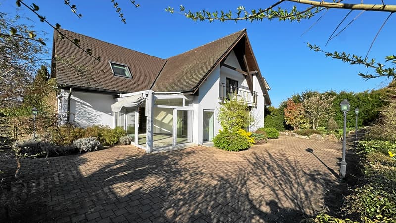 Maison d'Architecte de 218 m² dans un écrin de Verdure (5)