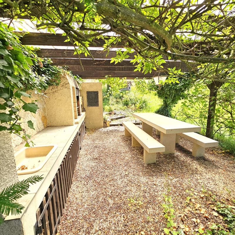 Maison d'Architecte de 218 m² dans un écrin de Verdure (1)