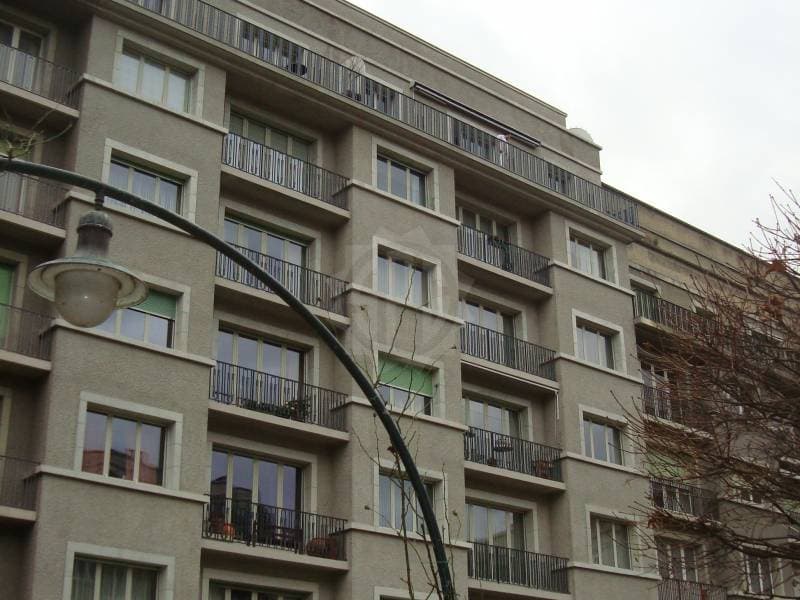 Beau parking - Genève (1)