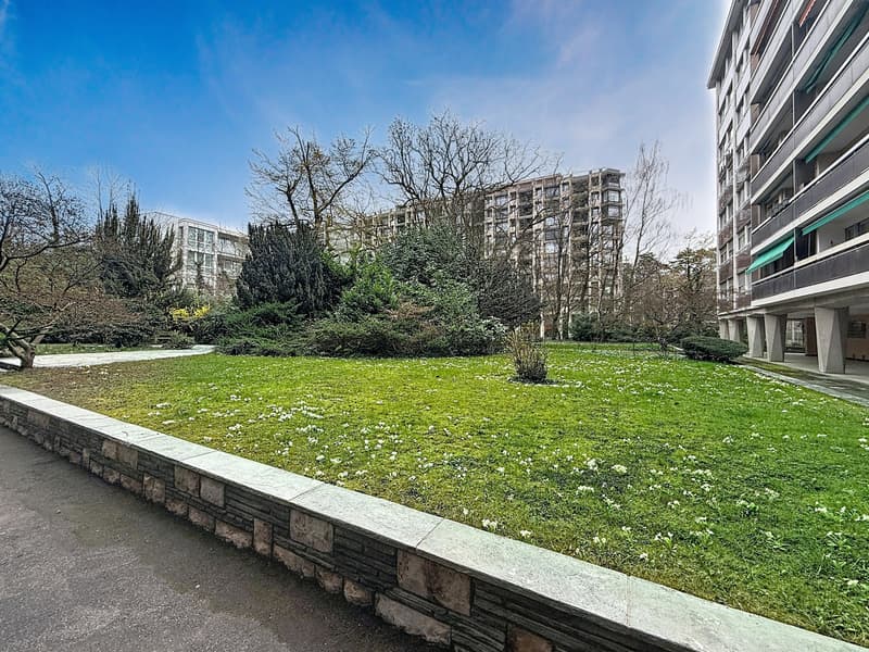 Bel appartement de 5 pièces à l'état de neuf au coeur de Champel (10)