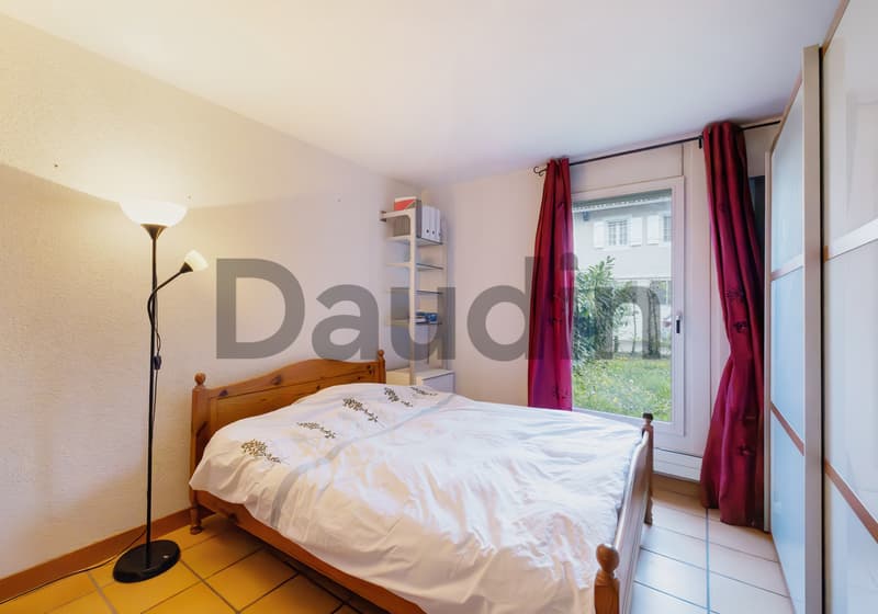Duplex de 6 pièces en rez-de-jardin au coeur de la campagne genevoise (4)