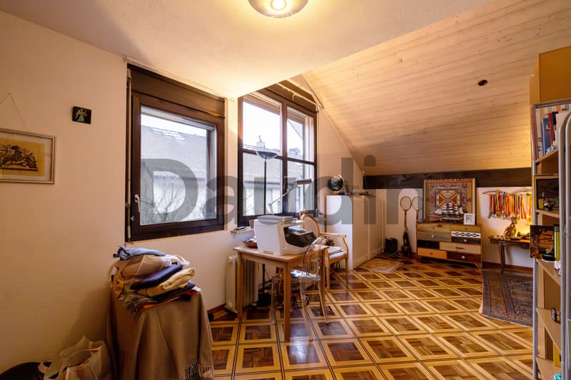 Magnifique villa d'architecte de 6 pièces dans un quartier résidentiel calme (8)