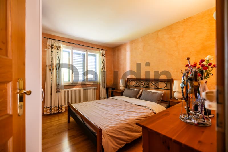 Maison mitoyenne de 5.5 pièces dans un écrin de verdure (5)