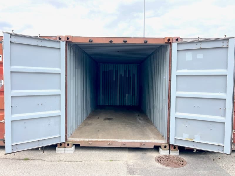 Containers de stockage 33m3 à louer à Romont (2)