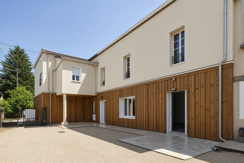 Charaktervolles, vollständig renoviertes Mehrfamilienhaus – 203 m² – Ideal als Kapitalanlage (1)