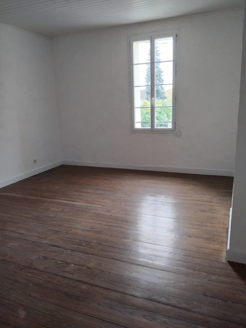 Charaktervolles, vollständig renoviertes Mehrfamilienhaus – 203 m² – Ideal als Kapitalanlage (12)