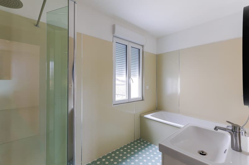 Charaktervolles, vollständig renoviertes Mehrfamilienhaus – 203 m² – Ideal als Kapitalanlage (22)