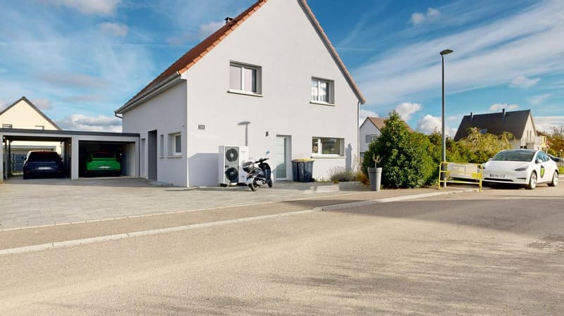 Zeitgemäßes, vernetztes Einfamilienhaus (2)