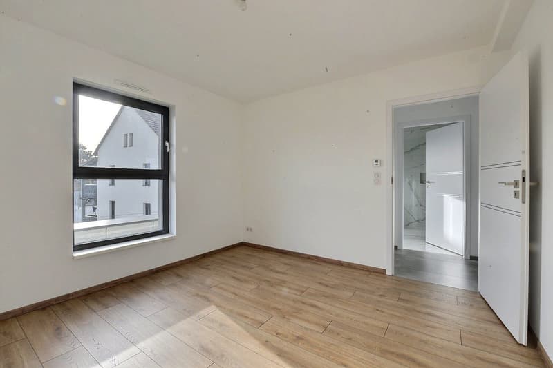 Nachhaltiges modernes Wohnhaus – Stil, Komfort und Mobilität vor den Toren Basels (20)