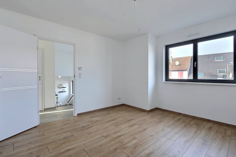 Nachhaltiges modernes Wohnhaus – Stil, Komfort und Mobilität vor den Toren Basels (24)