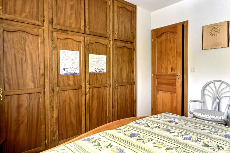 Folgensbourg – Freistehendes Einfamilienhaus mit großem Grundstück und privatem Wald (18)