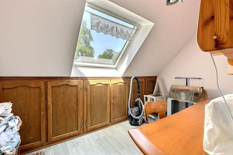 Folgensbourg – Freistehendes Einfamilienhaus mit großem Grundstück und privatem Wald (21)
