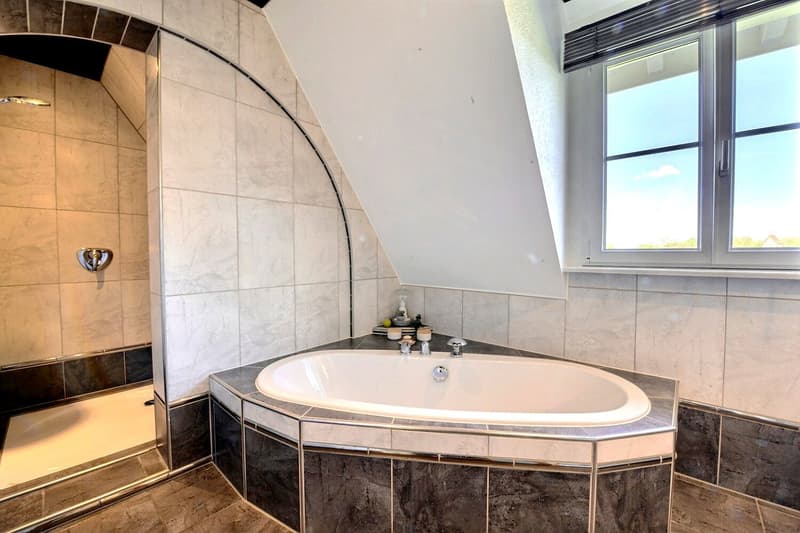 7-Zimmer-Einfamilienhaus mit Pool in Feldbach (15)