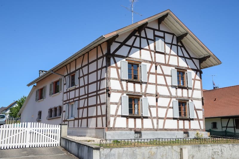 Traditionelles Fachwerkhaus mit 8 Zimmern in Illtal – Elsässischer Charme auf großem Grundstück (2)