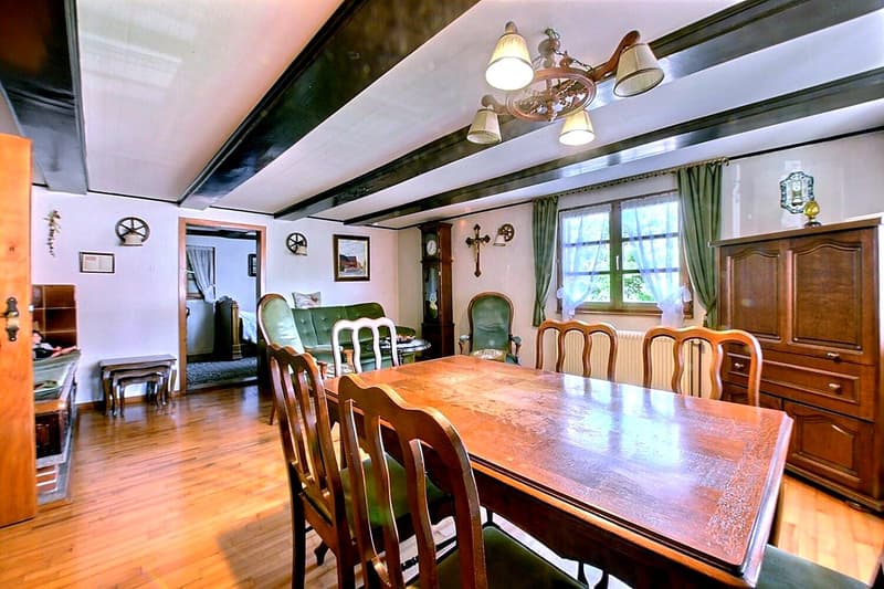 Authentic Alsatian House with Outbuildings and 1,261 m² Plot in the Heart of Hégenheim (10)