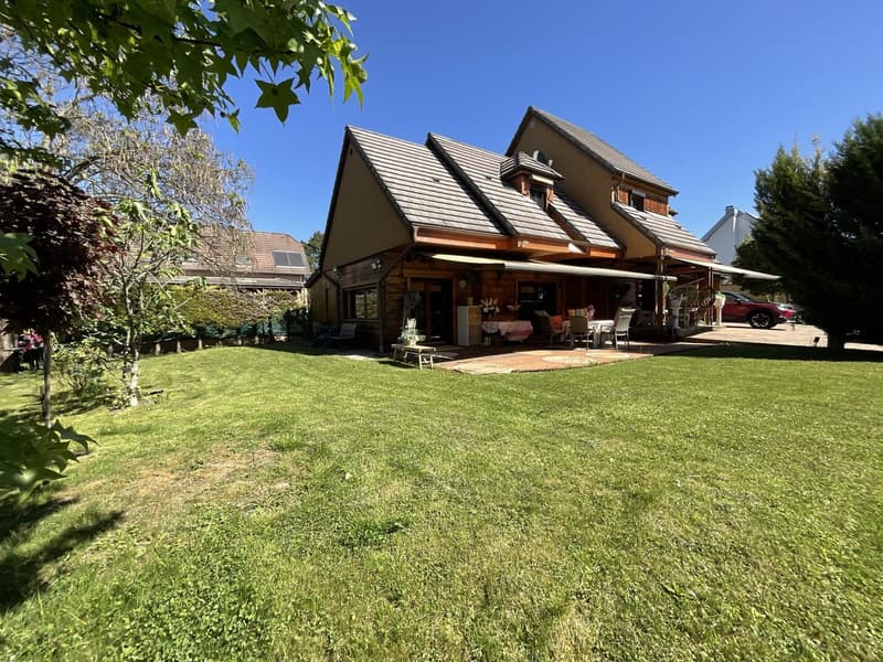 Canadian-style house – Absolute peace & high-end features (19)