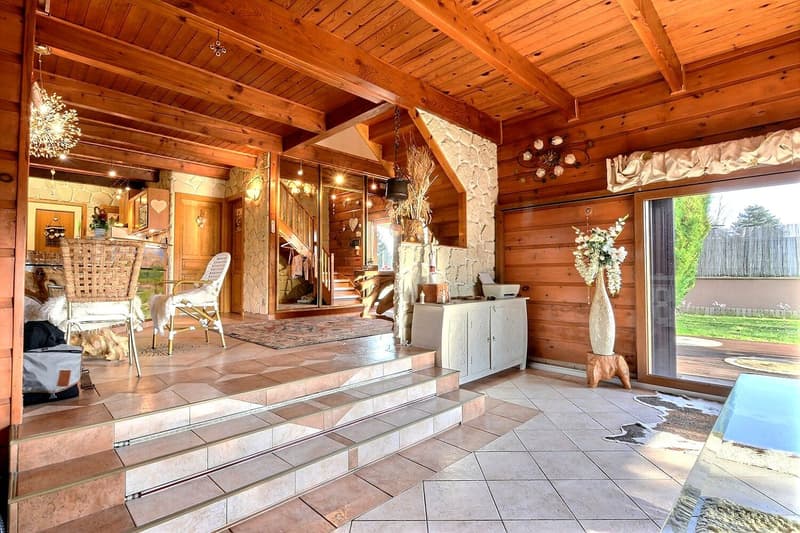 Canadian-style house – Absolute peace & high-end features (5)