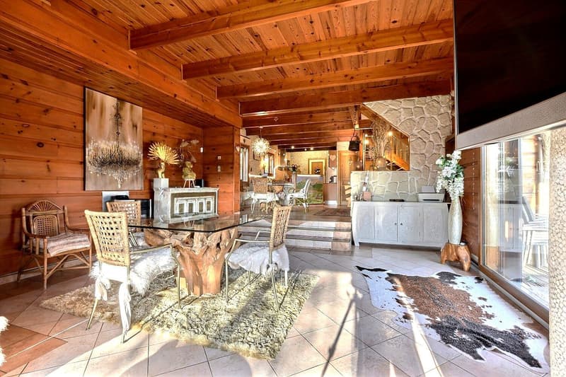 Canadian-style house – Absolute peace & high-end features (9)