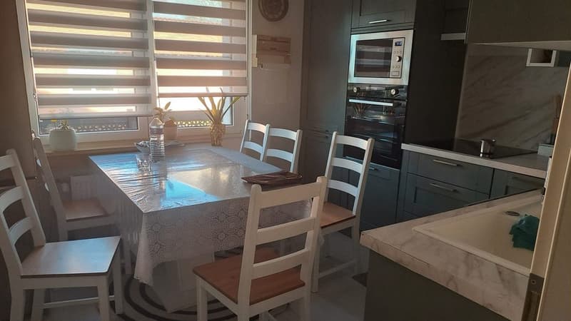 * : Furnished detached house 160 m² – 5 bedrooms – Garden – Garages – Saint-Louis (5)
