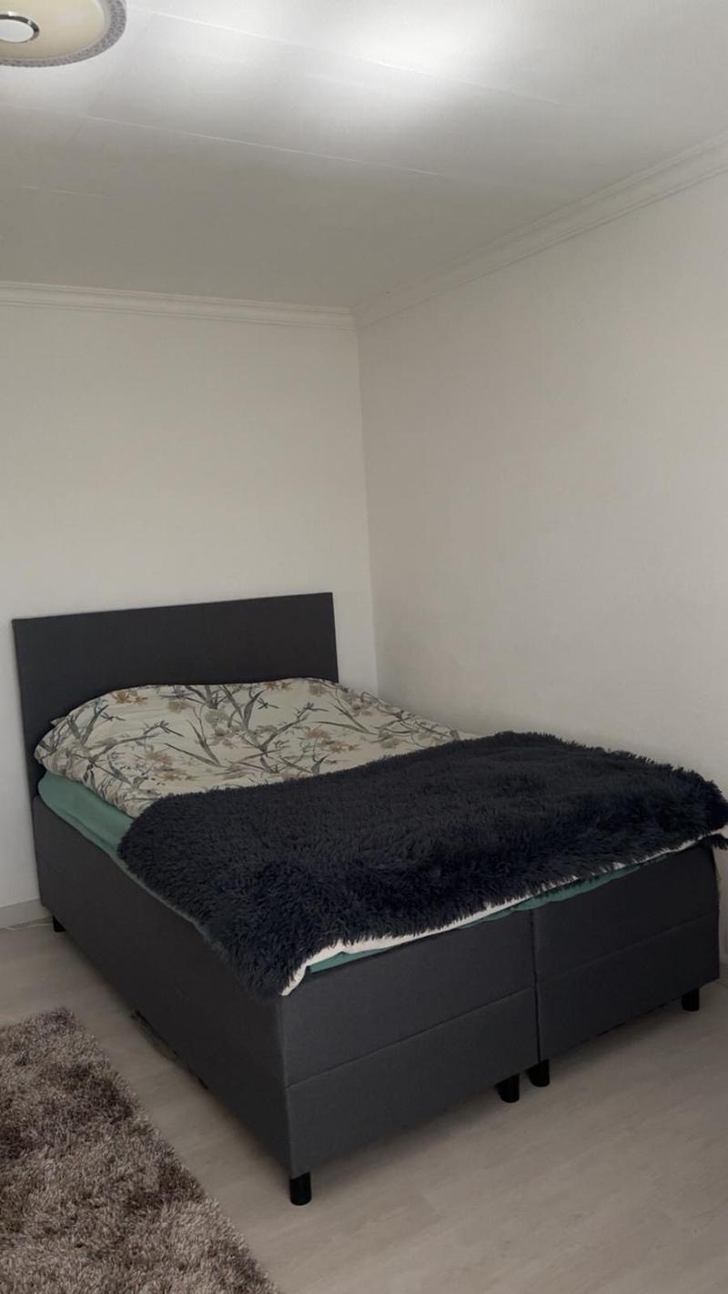 * : Furnished detached house 160 m² – 5 bedrooms – Garden – Garages – Saint-Louis (13)