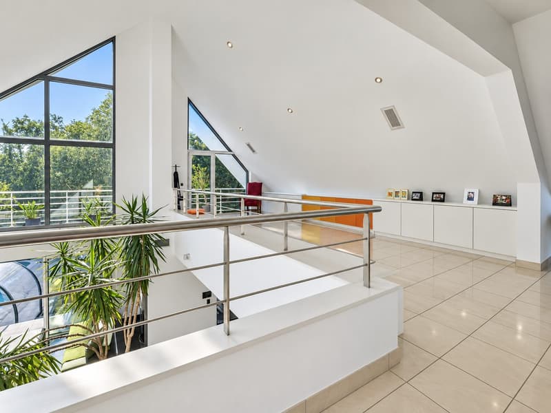 Exceptional villa with lift and indoor pool – 5 minutes from Basel (12)